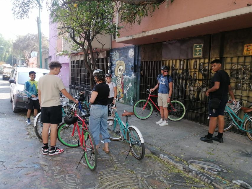 Mexico City: Art Naco, murals & street art bike tour - Price and Value: Is $52 for 3 Hours Worth It?