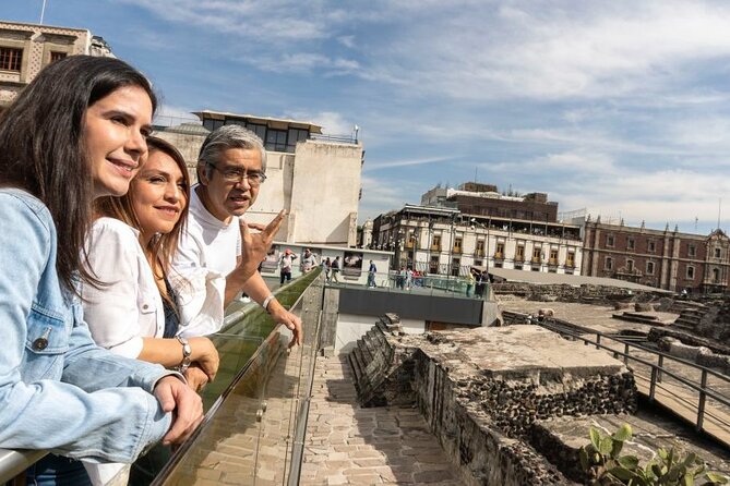 Mexico City Custom Private Tour with a Local, Highlights & Hidden Gems - Street Food Time: Tacos al Pastor and Fresh Juice, Chosen by a Local