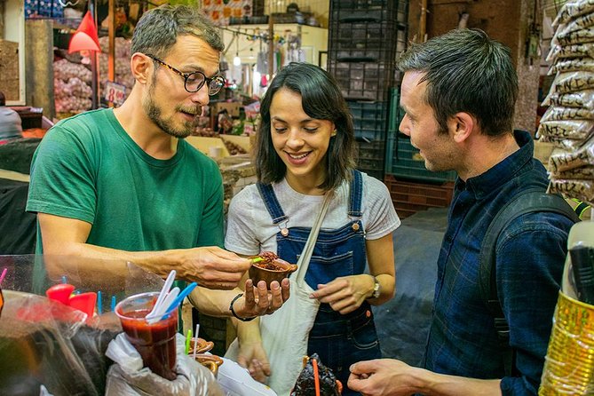 Mexico City deep tour through La Merced and iconic markets - Stop 3: Abelardo L. Rodríguez Murals, art-market energy
