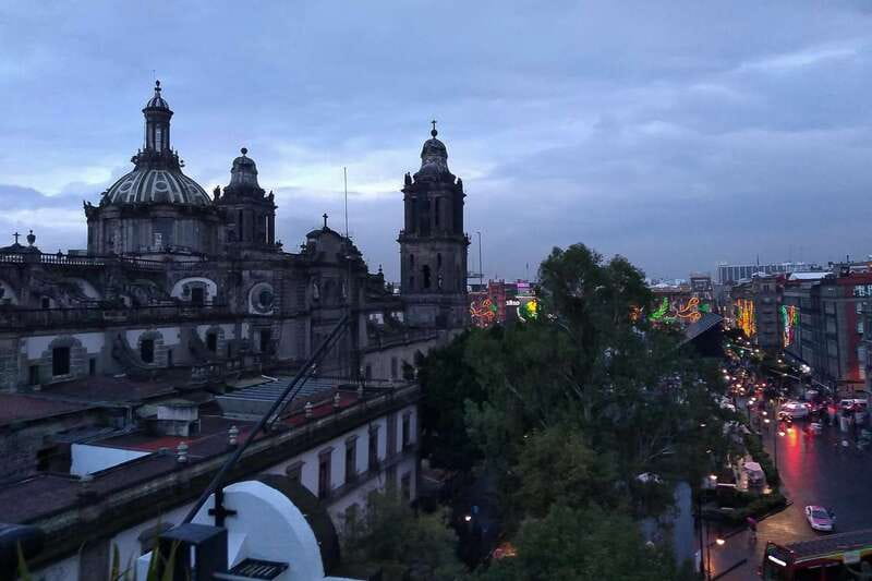 Mexico City: Double Decker Bus Night Tour - Audio Guide Setup, Headphones, and Language Reality Check