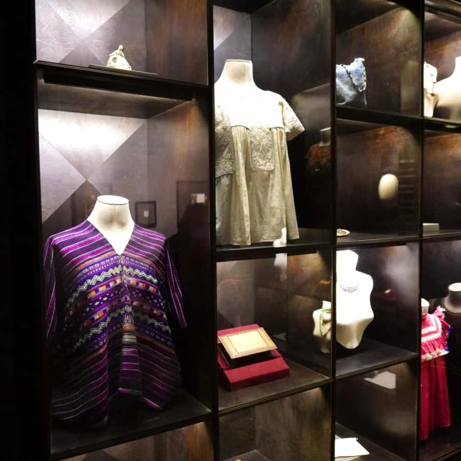 Mexico City: Frida Kahlo Museum Tour - What the Included Coffee and Garden Add to Your Time