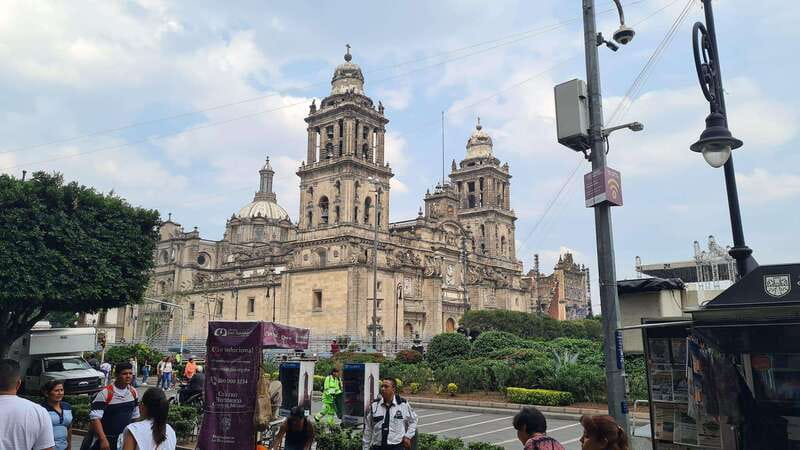 Mexico City: Historical walking tour of Tenochtitlan - Templo Mayor: models and a look at the Aztec city from street level