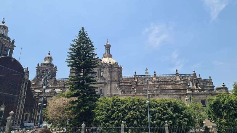 Mexico City: Historical walking tour of Tenochtitlan - Cortés’s lodgings and Moctezuma’s old palaces: stories in places you can’t see from afar