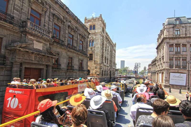 Mexico City: Hop-on Hop-off City Tour by Turibus 1-Day Pass - Why a hop-on hop-off bus fits Mexico City