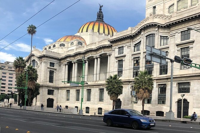 Mexico City Layover Tour: Downtown City Sightseeing - Centro Historico landmarks in a tight walking route