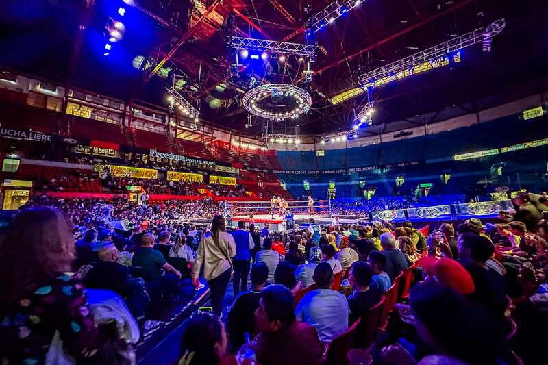Mexico City: Lucha Libre Show, Walking Tour & Tequila - Transportation and the metrobus factor