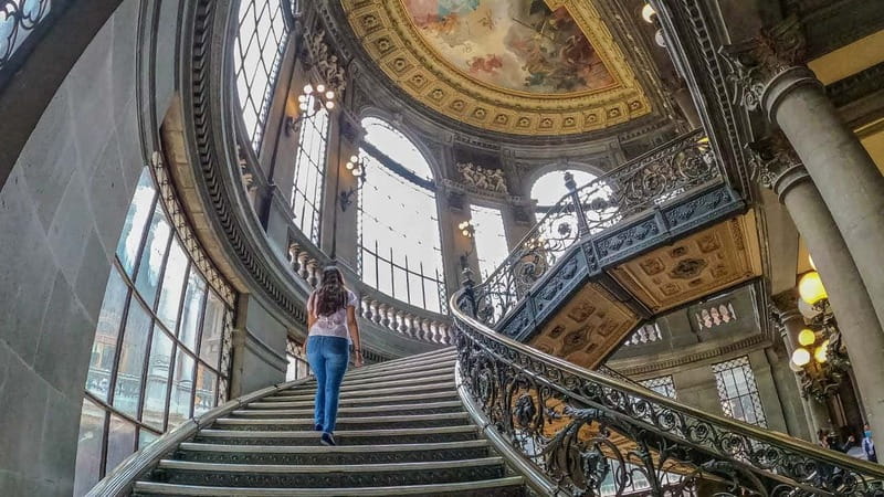 Mexico City Must-see Buildings & Palaces - Palacio de Bellas Artes: white marble, murals, and why the top floors matter