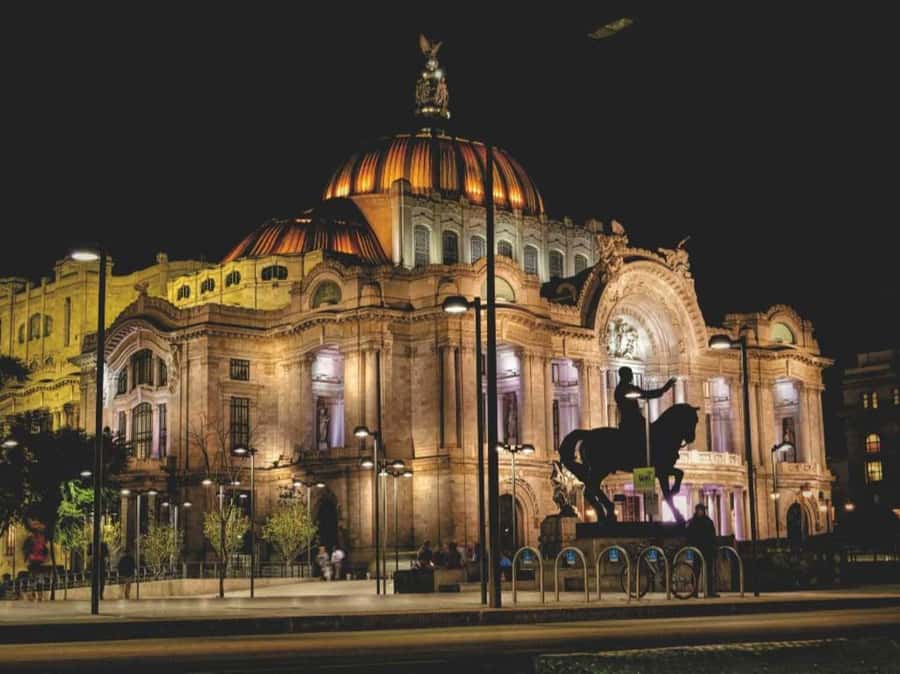 Mexico City: Night Bus Tour - Double-Decker Seating: How It Changes Your Views