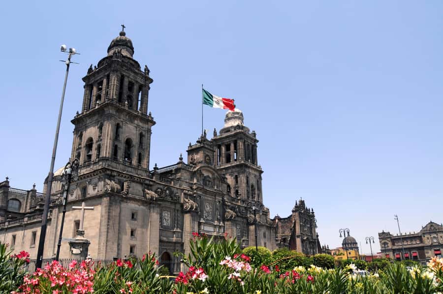 Mexico City: Night Bus Tour - Audio Guide in English and Spanish, and How to Get More Out of It
