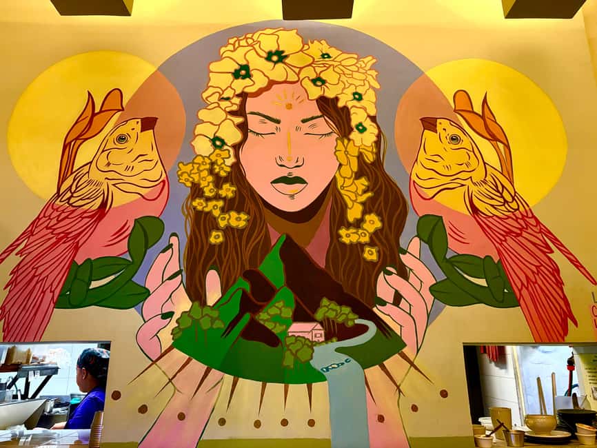 Mexico City: Roma and Condesa Neighborhoods Walking Tour - Nightlife energy without the chaos