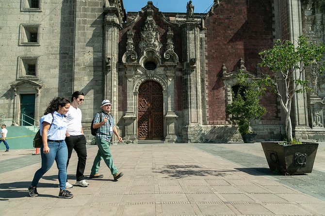 Mexico City: Roma & Condesa Private & Personalized Walking Tour - Chapultepec’s Trees to Zócalo’s Scale: How the Tour Connects Mexico City’s Layers