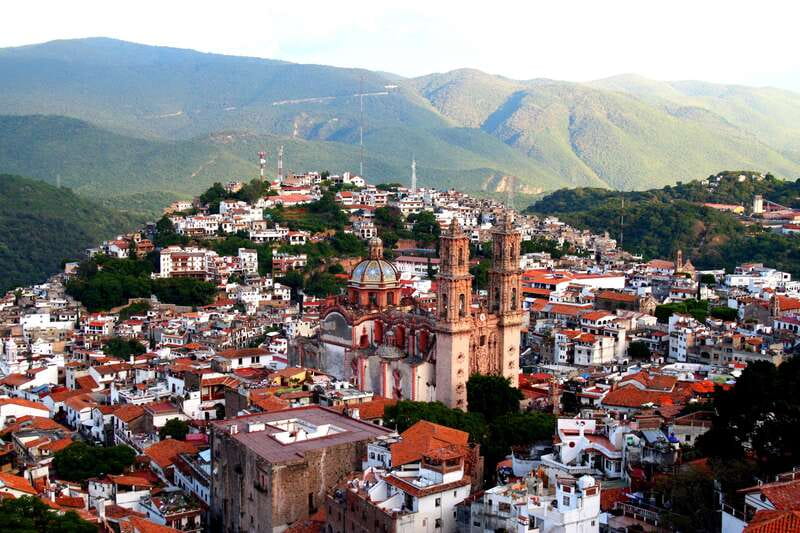 Mexico City: Taxco & Cuernavaca Tour with Pre-Hispanic Mine - Artisan silver shopping that doesn’t hijack your day