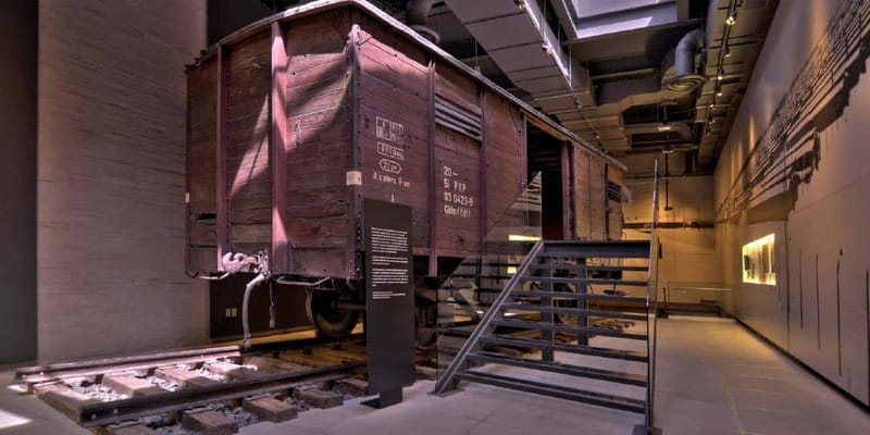 Mexico City: Ticket de entrada Museo Memoria y Tolerancia - Inside the permanent exhibition: how the message is built