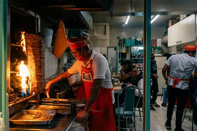 Mexico Private Food Tour With Locals Including 10 Tastings - Parque Alameda del Sur, where the tour starts slow and tasty