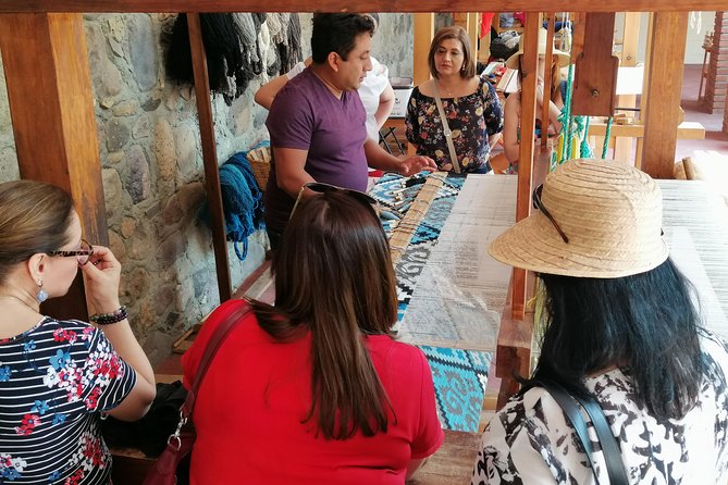 Mitla Half Day Guided Tour - Stop 3: Teotitlán del Valle and the wool rug workshop