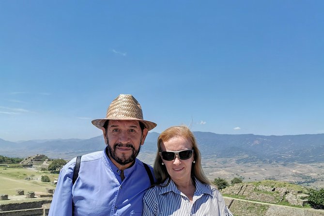 Monte Alban Shuttle - Why the Monte Albán Shuttle Works for Independent Days