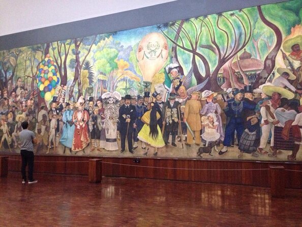 Muralist Art Semi Private Walking Tour in Mexico City Downtown - Start at Portal de Escribanos and end inside Bellas Artes