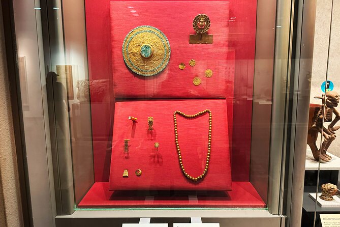 Museo Nacional de Antropología - Small Groups - The core visit: six archaeology rooms, four cultures, one pre-1521 timeline