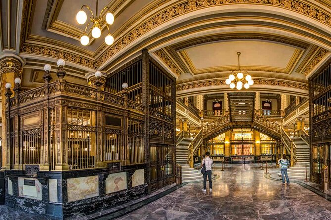 Must-see Buildings & Palaces of Mexico City - What the guide and timing really mean for your day
