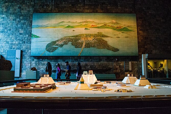 National Museum of Anthropology Tour - Small Groups - The best kind of guide: styles you can feel in the galleries