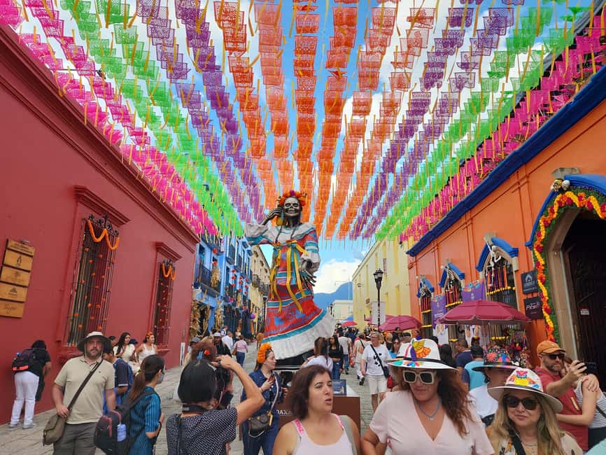 Oaxaca: Day of the Dead Evening Walking Tour with Dinner - Key Takeaways for Your Night in Oaxaca