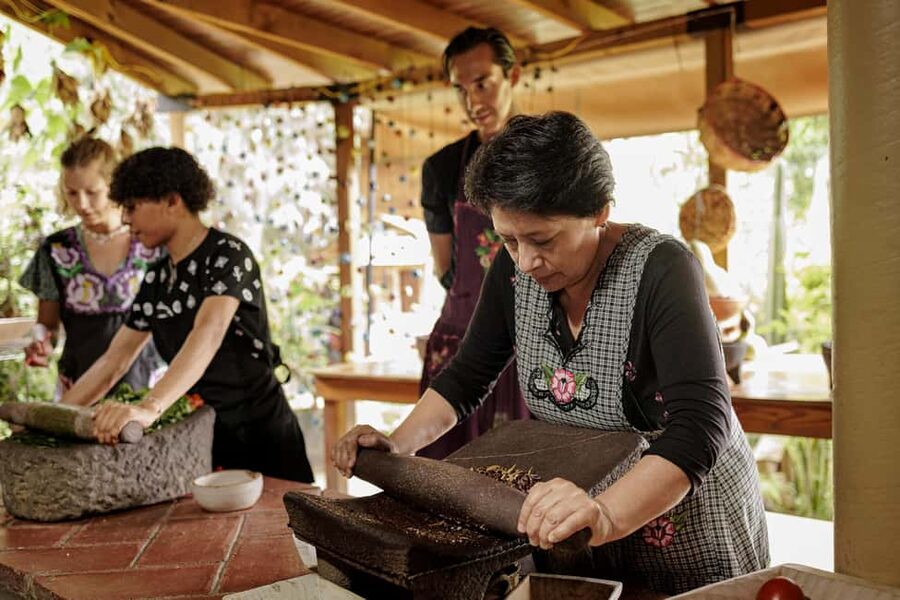 Oaxaca de Juarez: Traditional Oaxacan Cooking Class - Mezcal tasting with Baldo, plus the snacks that set the tone