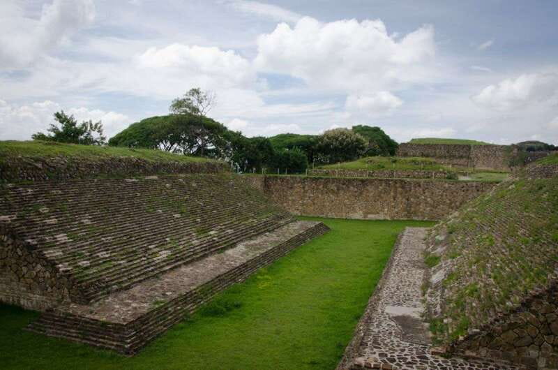 Oaxaca: Monte Alban Guided Archaeological Tour - What to bring, what to avoid, and how to stay comfortable