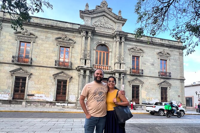 Oaxaca Walking Tour - Zócalo: the civic heart and the orientation you will use later