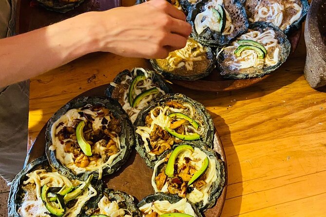 Oaxacan Vegetarian Cooking Class - What you cook: salad, mole-style main, and a sweet finish