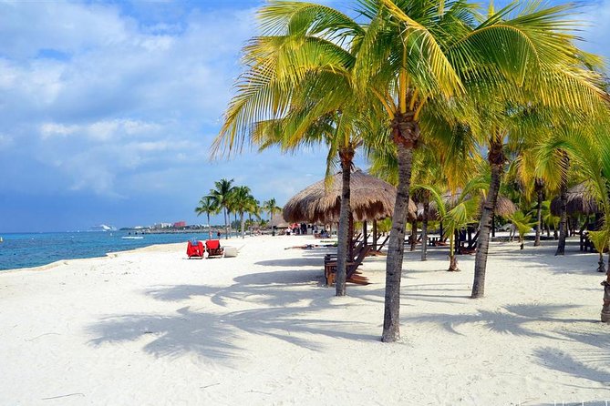 Official Chankanaab Park Day pass and Snorkel with Lunch included - Beach access and comfort: loungers, hammocks, palapas, and tricky entry