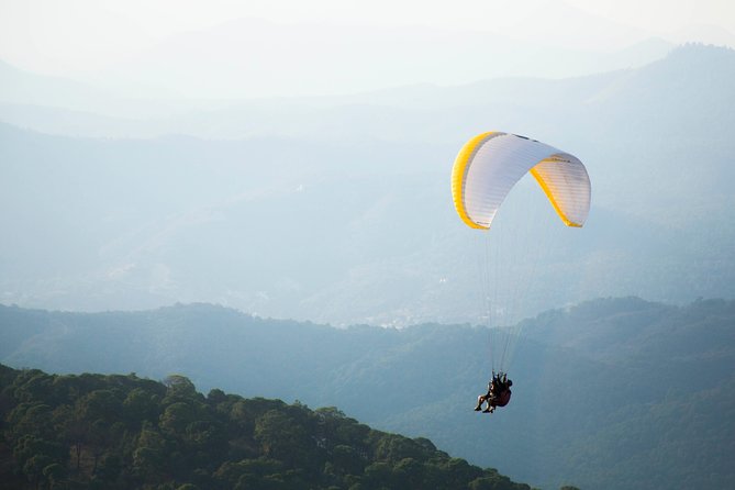 Paragliding in Valle de Bravo - The 90-Minute Plan, From Pickup to Touchdown