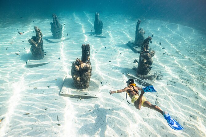 Parasailingcancun and Jet Ski tour over Cancun Bay - A fast, high-impact combo for Cancun Bay