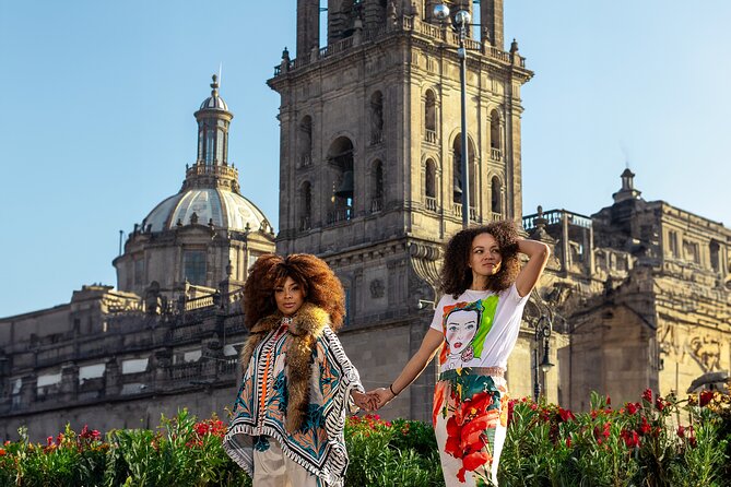 Photoshoot CDMX | Portraits | Mexico City - Casa de los Azulejos, where the shoot starts