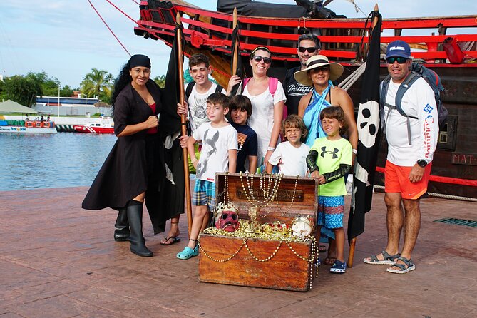 Pirate Ship Premium Dinner Cruise with Show - Banderas Bay time: where the scenery meets the show