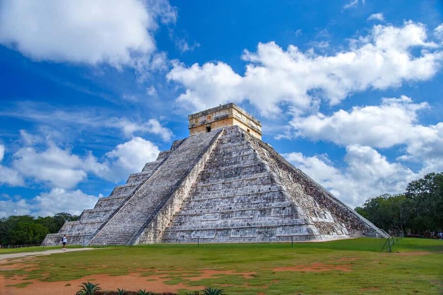 Playa del Carmen: Chichen Itza Early Tour with Expert Guide - Who this early Chichén Itzá tour fits best