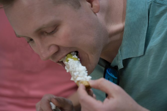 Polanco Food Tour: The Bestselling Food Adventure in Mexico City - Where the tour starts: Parque Lincoln and fast neighborhood orientation