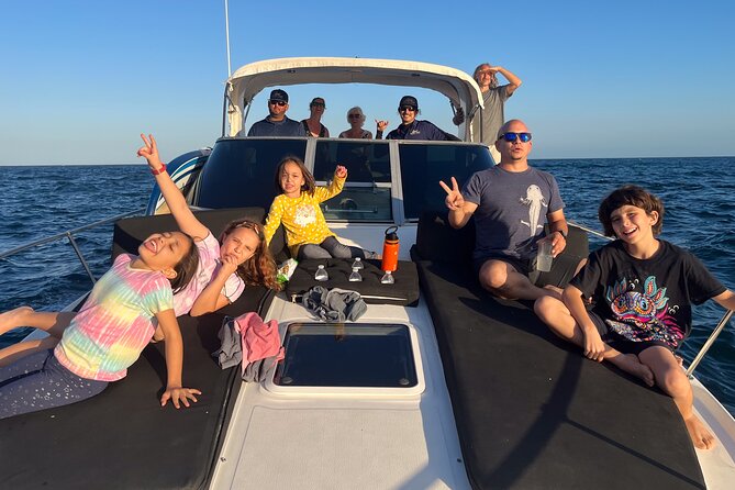 Private 3hr Yacht Cruise in Cabo San Lucas all included - El Arco photo stop: the Cabo icon, quick and satisfying