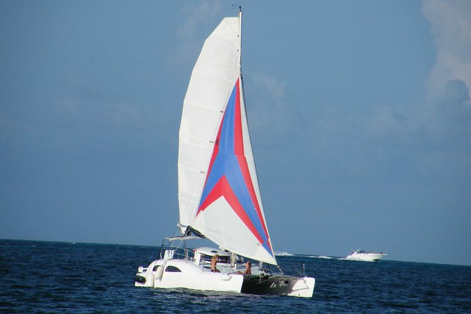 Private Catamaran from Cancun to Isla Mujeres for up to 13 People - Snorkeling the Reef With Gear Included: How to Get Better Water and Better Viewing
