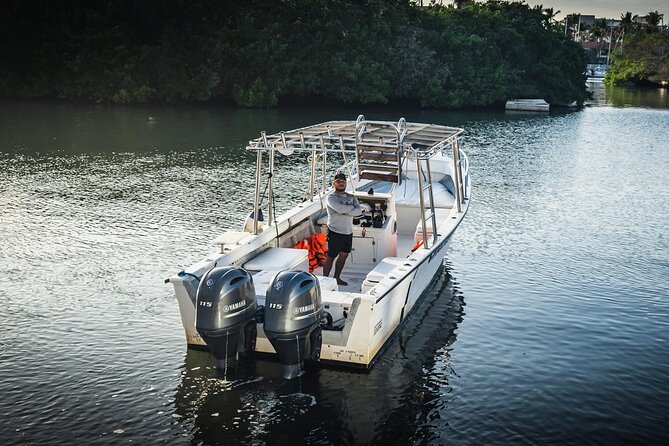 Private Charter: Chica Super Panga 30' - Quick hits before you book