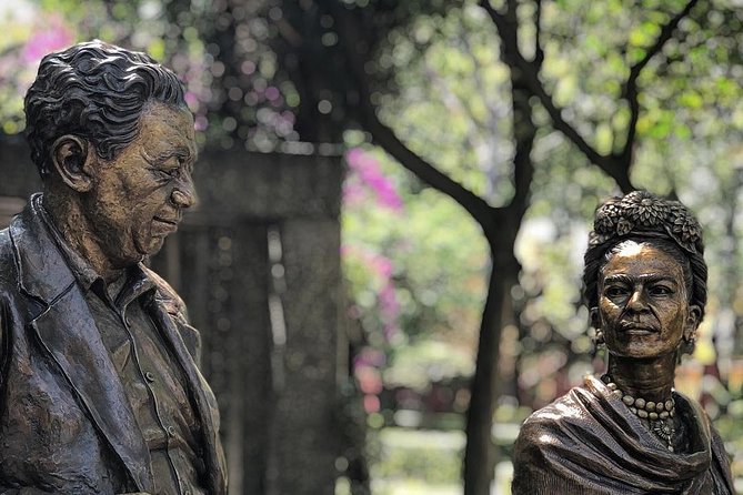Private City Tour in Frida Kahlo, Coyoacan, and Xochimilco - Price and value at $195 per person