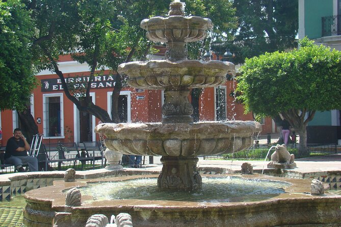 Private Cultural and Gastronomy Tour Full Day Tapatío - Temples, ruins, and the José Cuervo side story on the walk