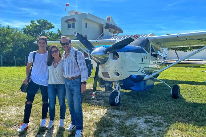 Private flight to Holbox from Cancun - English service and how tickets work