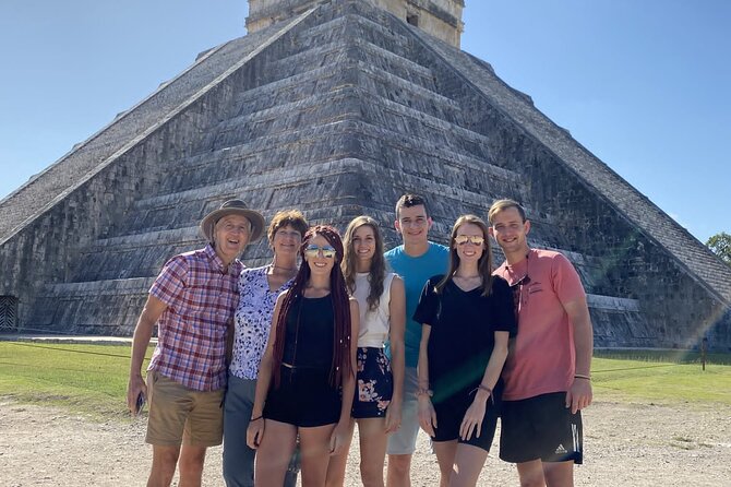 Private Guide Service in the Archaeological Zone of Chichen Itza - What the Guide Experience Looks Like in Real Life