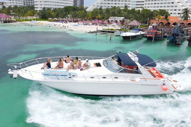 Private Luxury Yacht 55FT Rental in Cancun - Why a private 55-foot yacht in Cancun feels different
