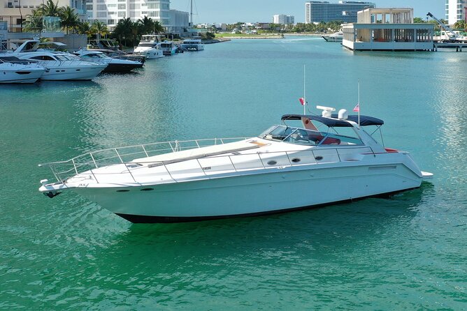 Private Luxury Yacht 55FT Rental in Cancun - Snorkeling stops: coral reef or a sunken ship, with weather control