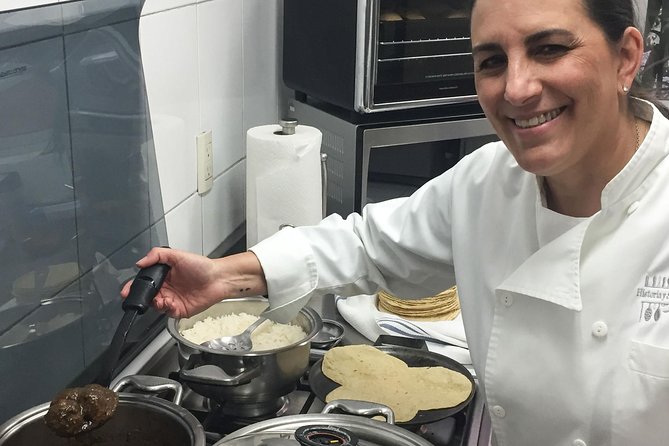 Private Mexican Cooking Class with Gastronomic Historian, Lucia - Dietary needs: how to make it work for your group