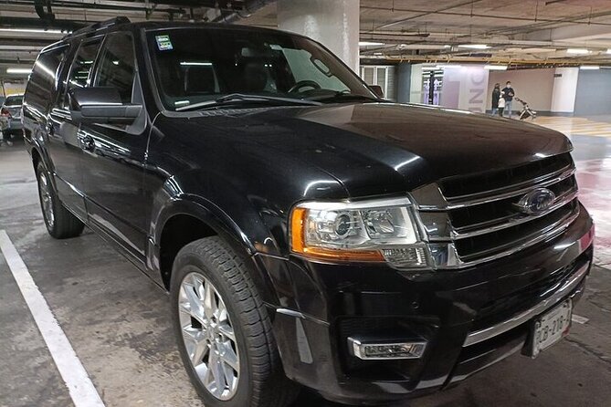 Private pick up Mexico City Airport Transfer to Hotels in Mexico City - Where meeting details matter most: exits, WhatsApp, and airport Wi-Fi