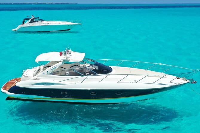 Private Premium Yacht 46FT Rental in Cancún - Why a private 46FT yacht charter feels different in Cancun