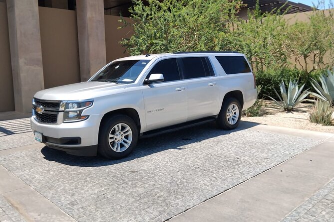 Private RoundTrip from Airport to Hotels to Cabo San Lucas Zone 3 - A private round-trip that beats taxis and shared shuttles
