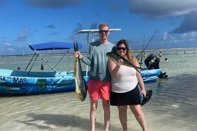 Private sport fishing in costa maya, mahahual 4 hrs - Weather reality in Mahahual: rough seas, rain, and refund options